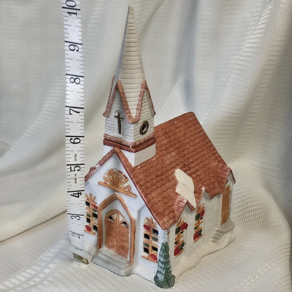 1991 DICKENSVILLE‎ Hand Painted Church Collectable Village Porcelain